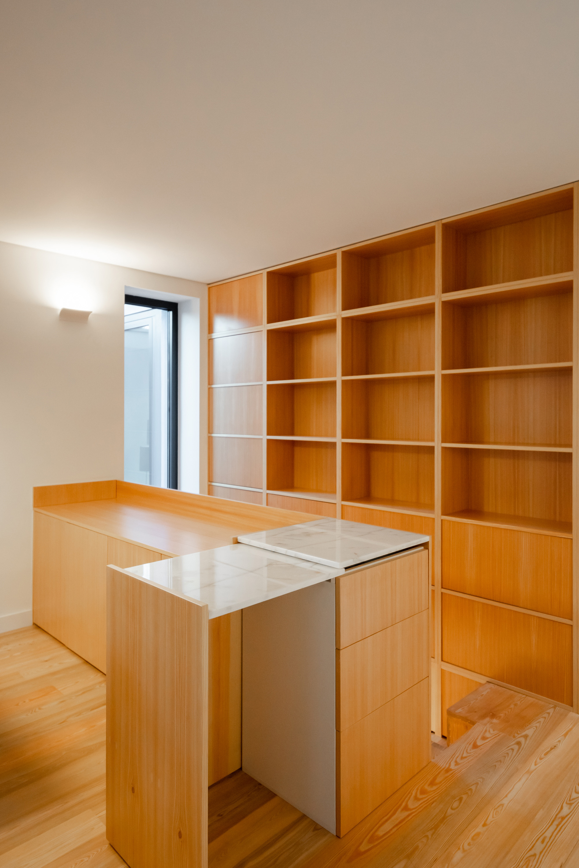 Casa de Santo Adrião, Sala e Cozinha