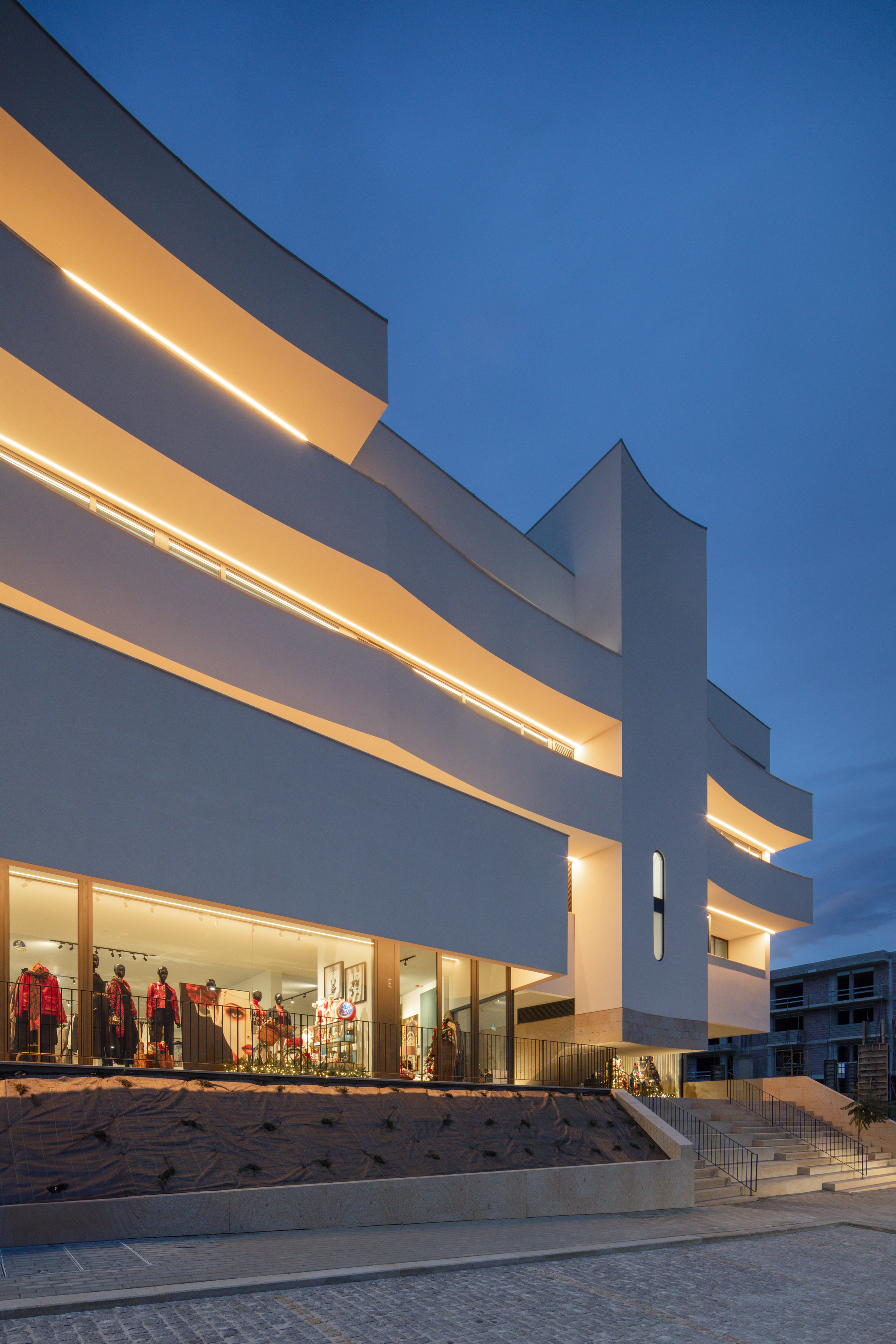 Edifício Aurora 10 / Aurora 10 Building