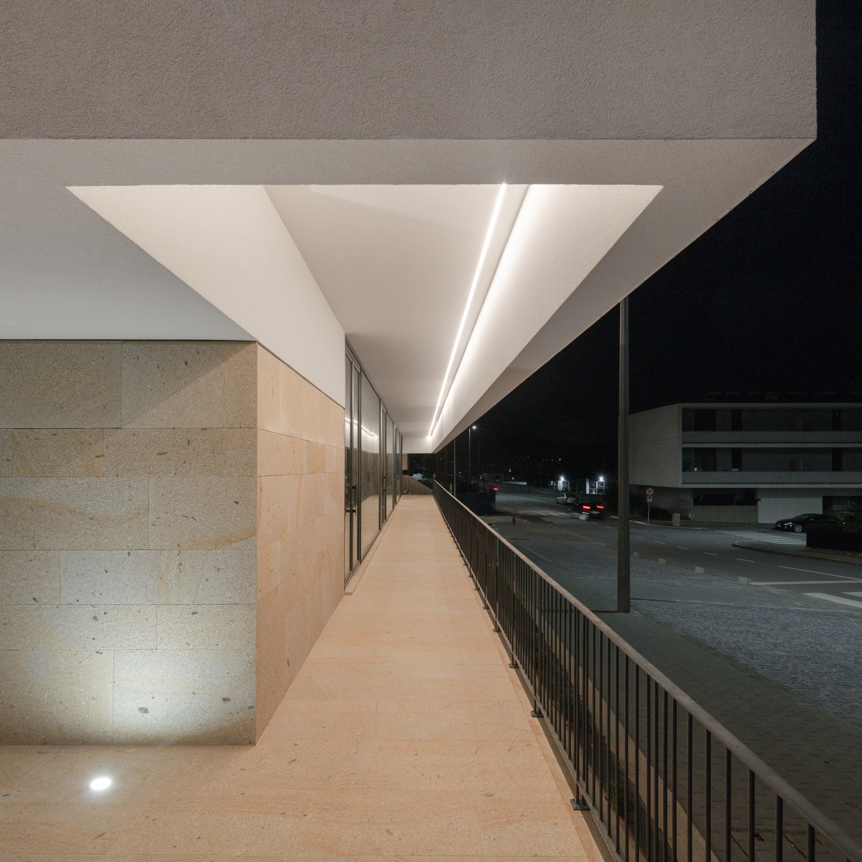 Edifício Aurora 10 / Aurora 10 Building