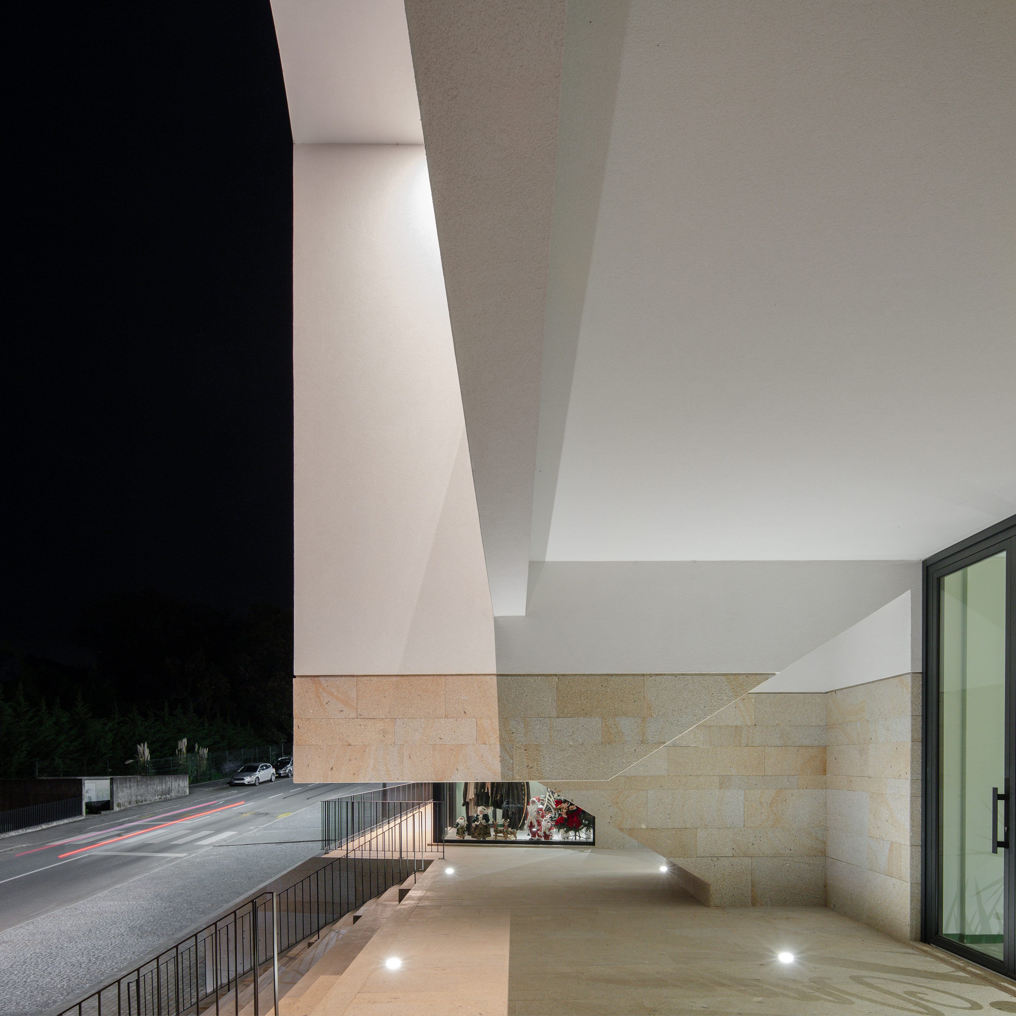 Edifício Aurora 10 / Aurora 10 Building