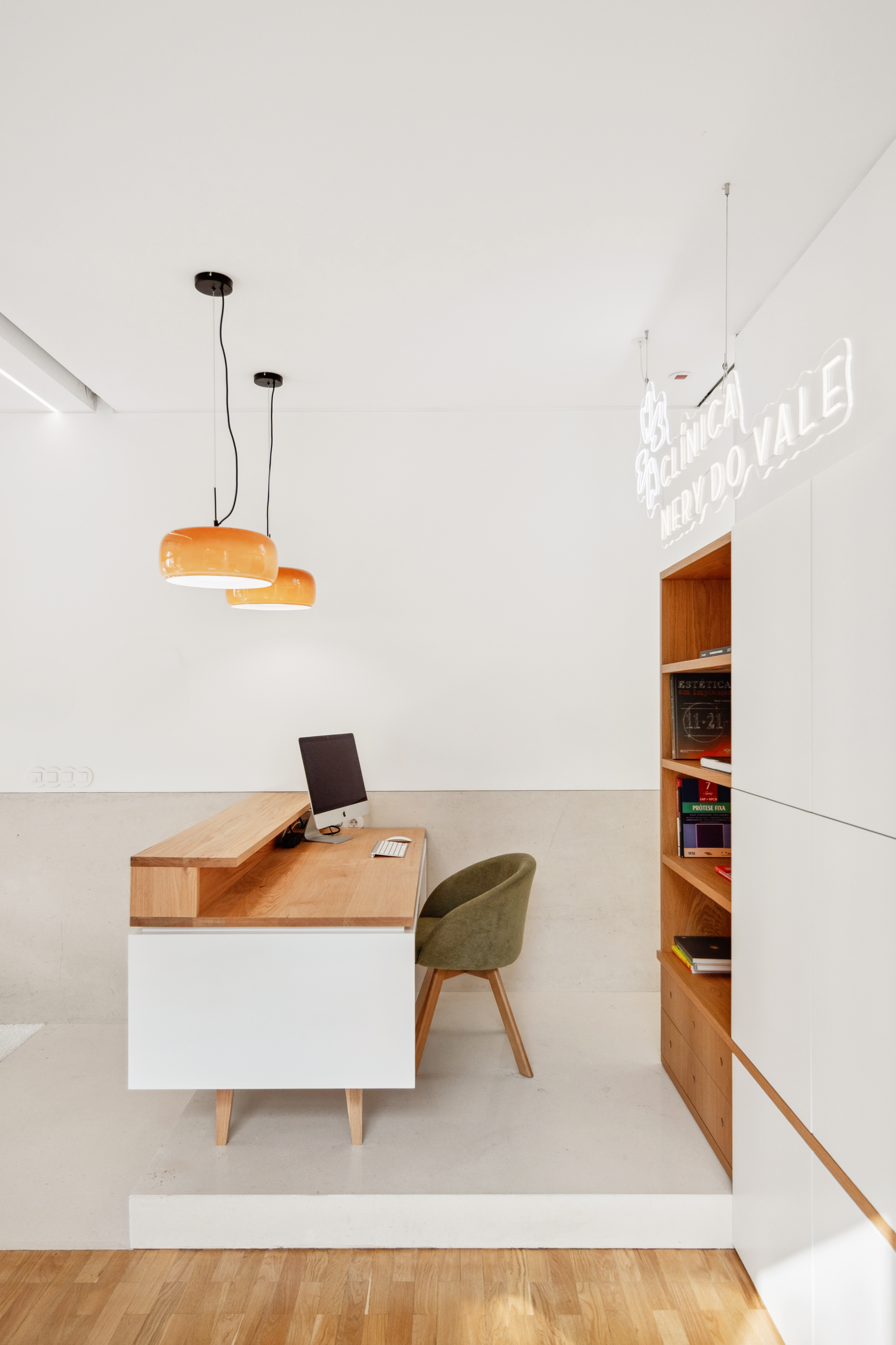 Clínica Nery do Vale, Recepção