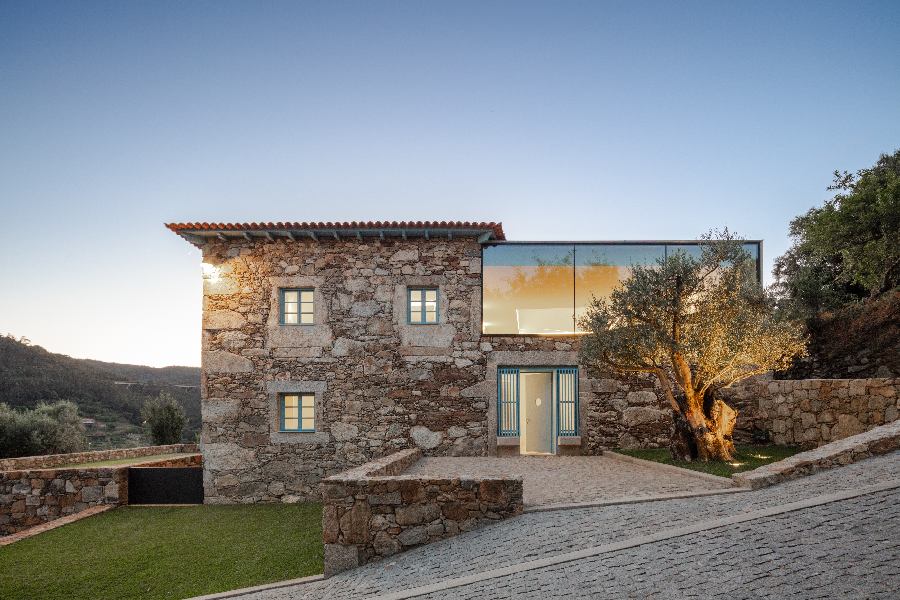 Hotel da Quinta das Cerdeiras, Tiago do Vale Arquitectos - Capim Limão Country House